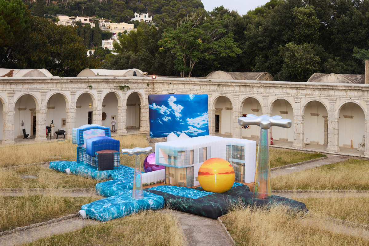    The Idealized City в рамках Nomad Circle Capri