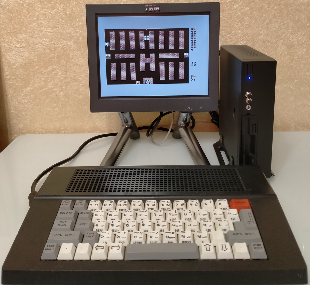 Дельта-С в качестве механической клавиатуры для ZX Evolution.