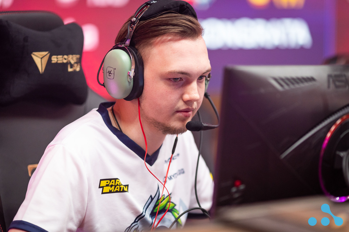     Александр Immersion Хмелевской – саппорт MOUZ