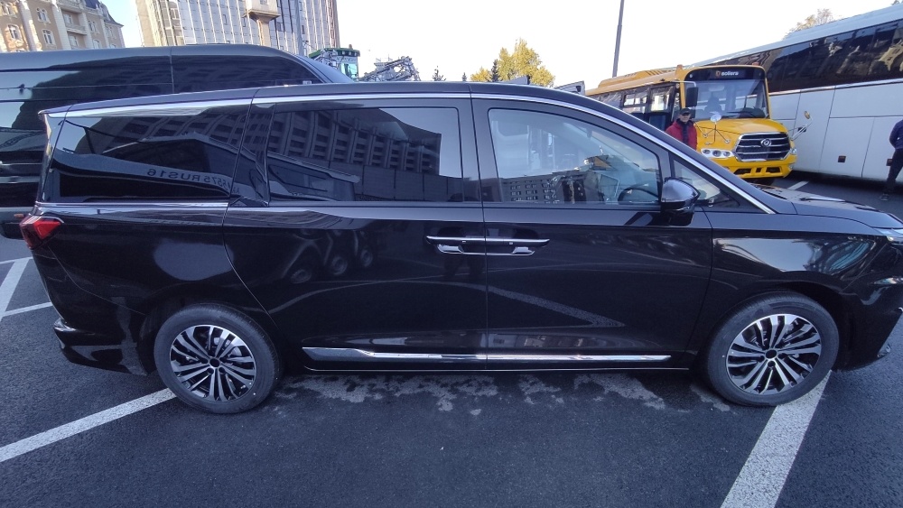 В Казани стартует производство нового отечественного минивэна. Источник иллюстрации - Яндекс.Картинки