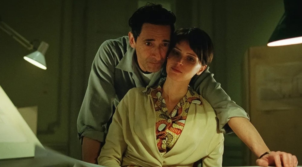     Кадр из фильма «Бруталист» (2024)