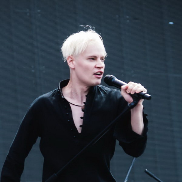     Shaman перенес свой концерт в Дзержинске