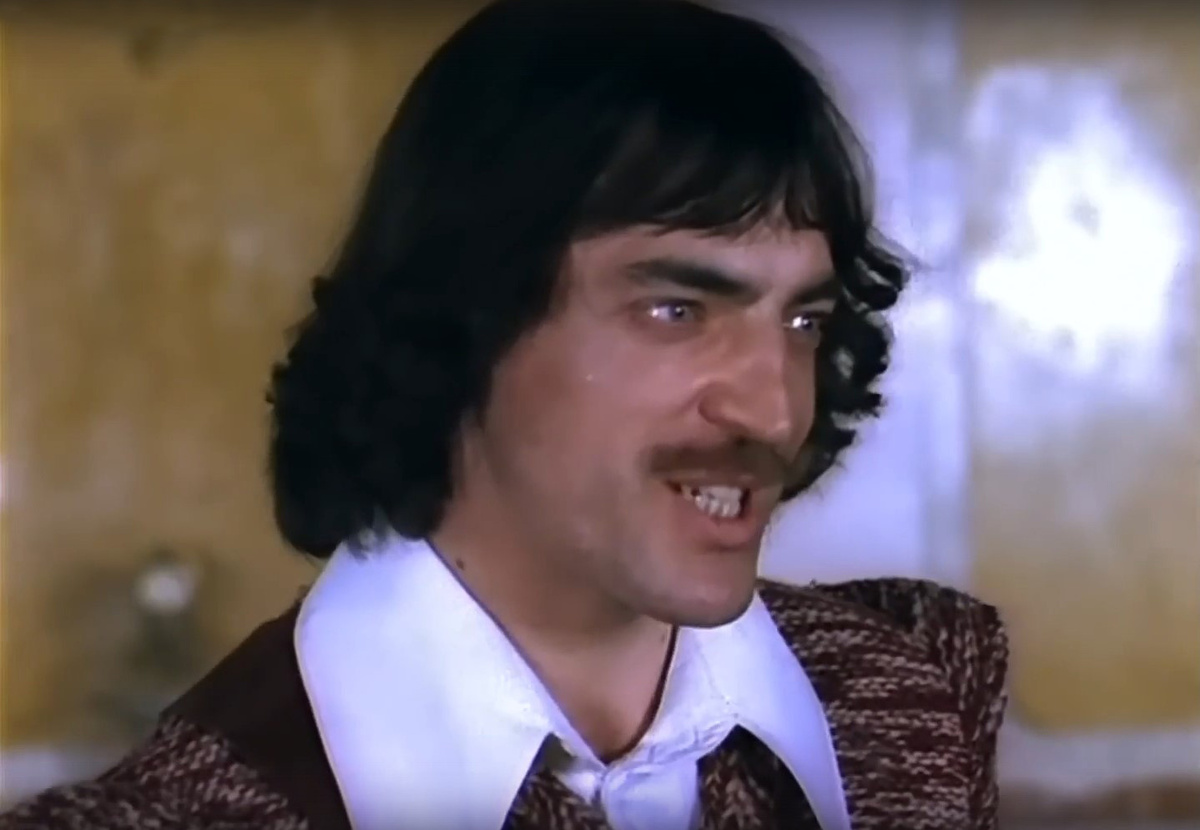 Первая серия. в которой Д Артаньян прибывает в Париж и вступает в королевские мушкетеры.