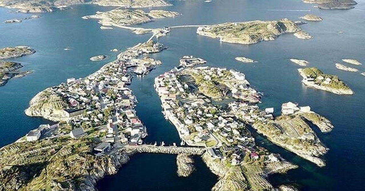 Вид с птичьего палета на рыбацкий городок