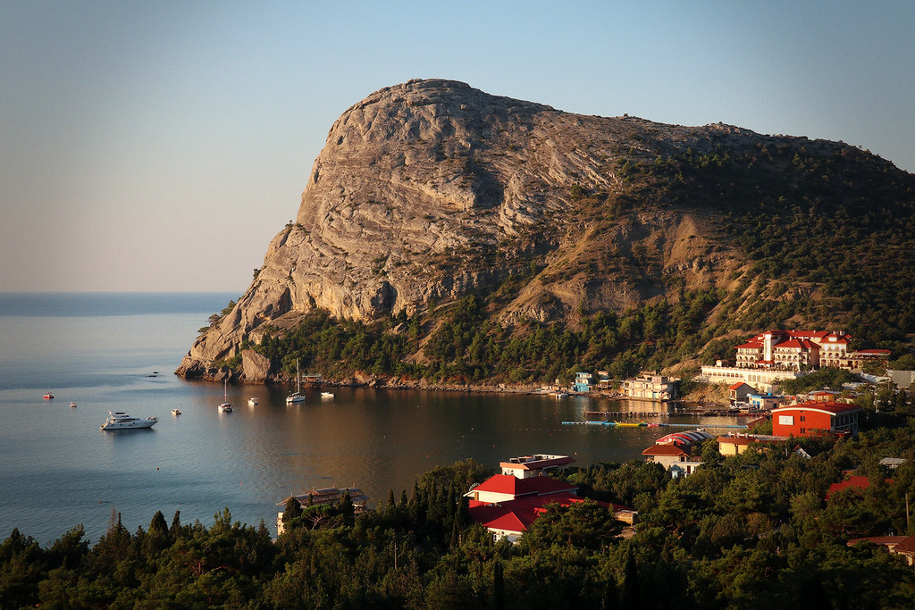 Вид на бухту Нового Света (фото из интернета).