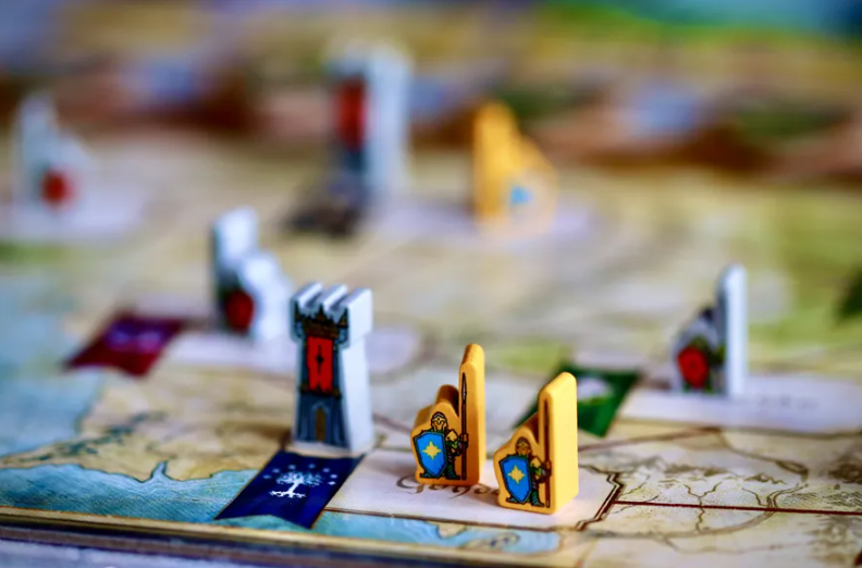 Источник: https://boardgamegeek.com/image/8444151/the-lord-of-the-rings-duel-for-middle-earth