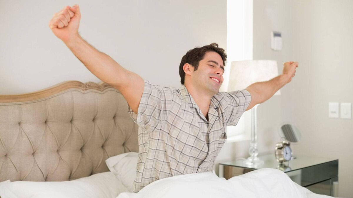 парень проснулся