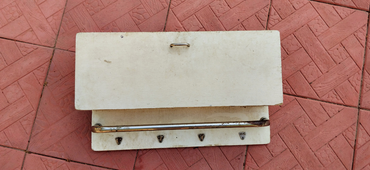 Полочка для ванной комнаты. Всё фотографии в статье - автора.