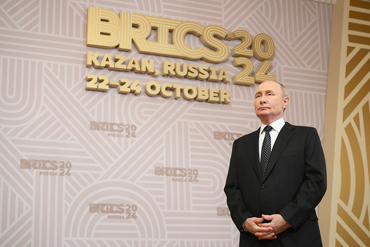    «Для Путина саммит сигнализирует, что Россия — это снова важный международный игрок, у которого много друзей, пускай США больше двух лет и стараются изолировать страну».   
Фото: Григорий Сысоев/Фотохост-агентство brics-russia2024.ru