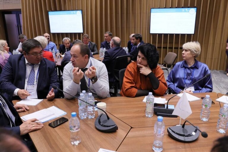    На площадке ВАРМСУ прошла стратегическая сессия «Муниципального диалога» «О»