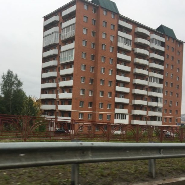 Жители многоэтажного дома по адресу Пискунова, 40, которые уже 15 лет живут в условиях неопределенности, могут получить долгожданную помощь от администрации Иркутска. Об этом сообщает КП-Иркутск.