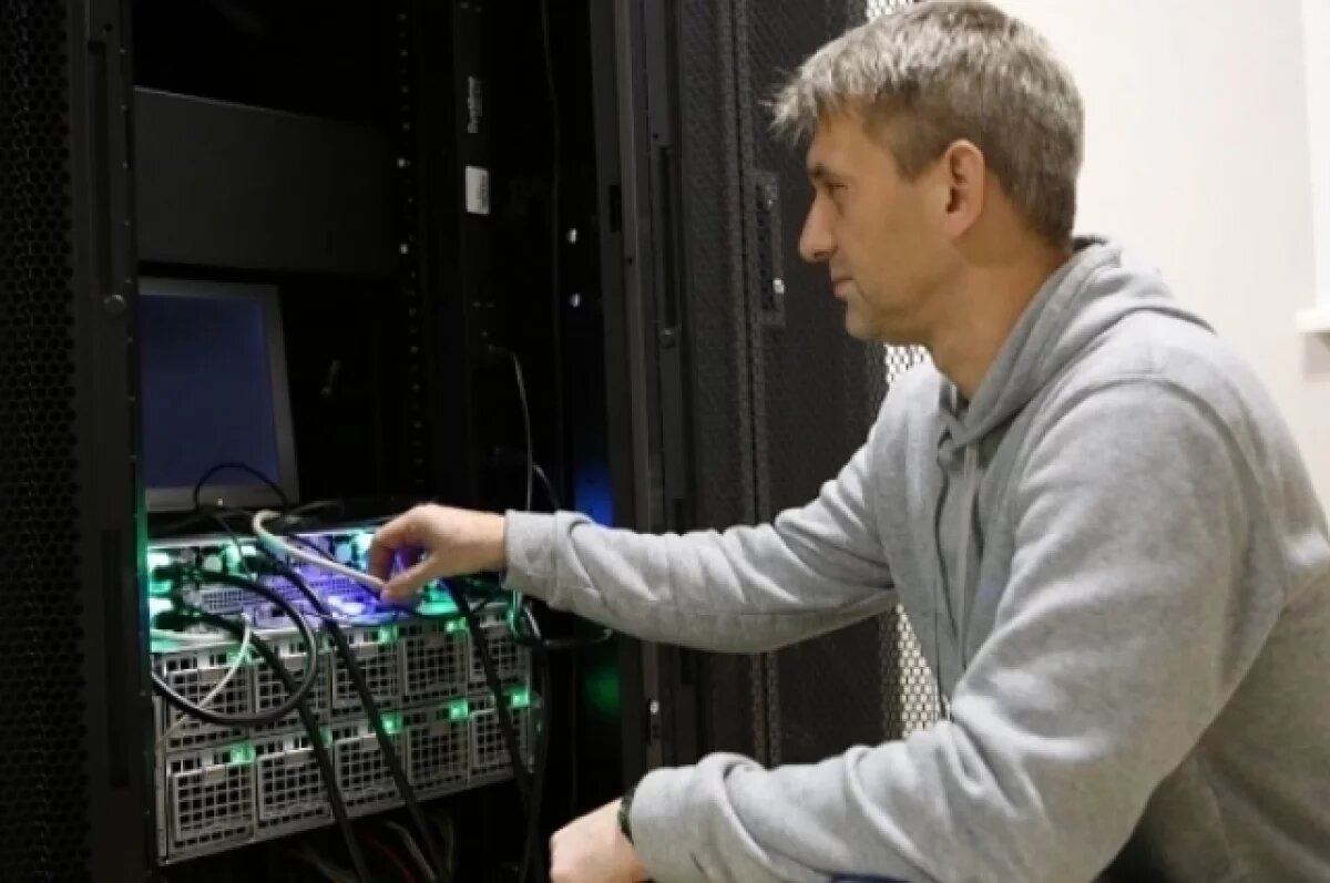    В Новосибирском университете запустили суперкомпьютерный центр «Лаврентьев»