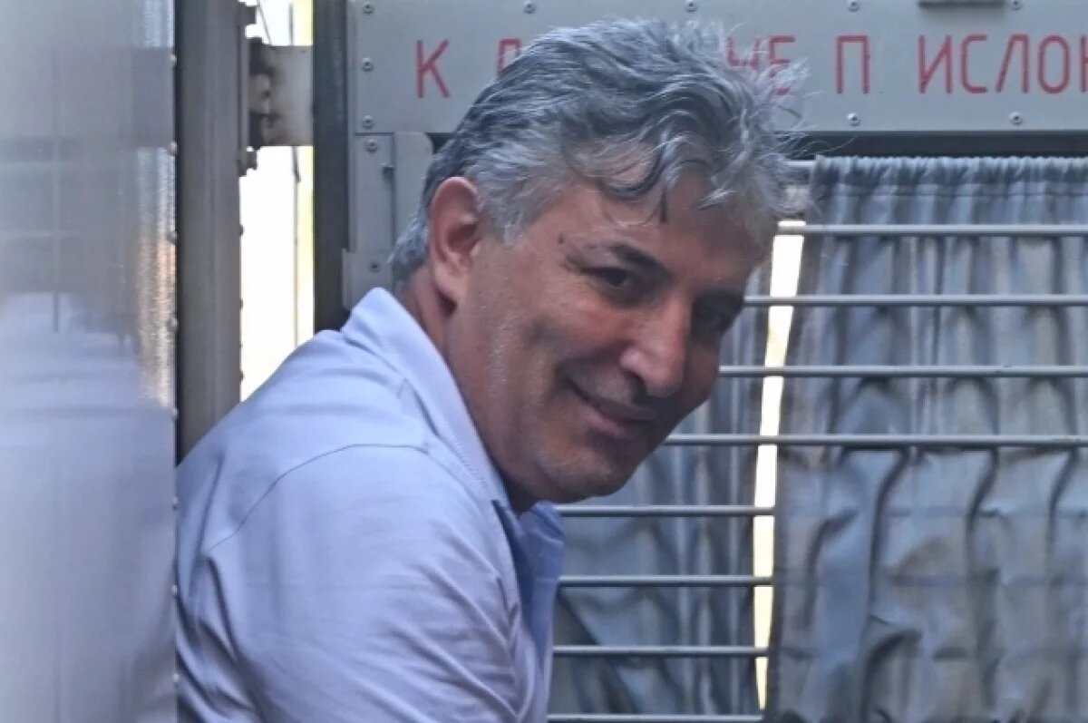    Mash: по делу экс-адвоката Пашаева задержали его сослуживца Гасанова