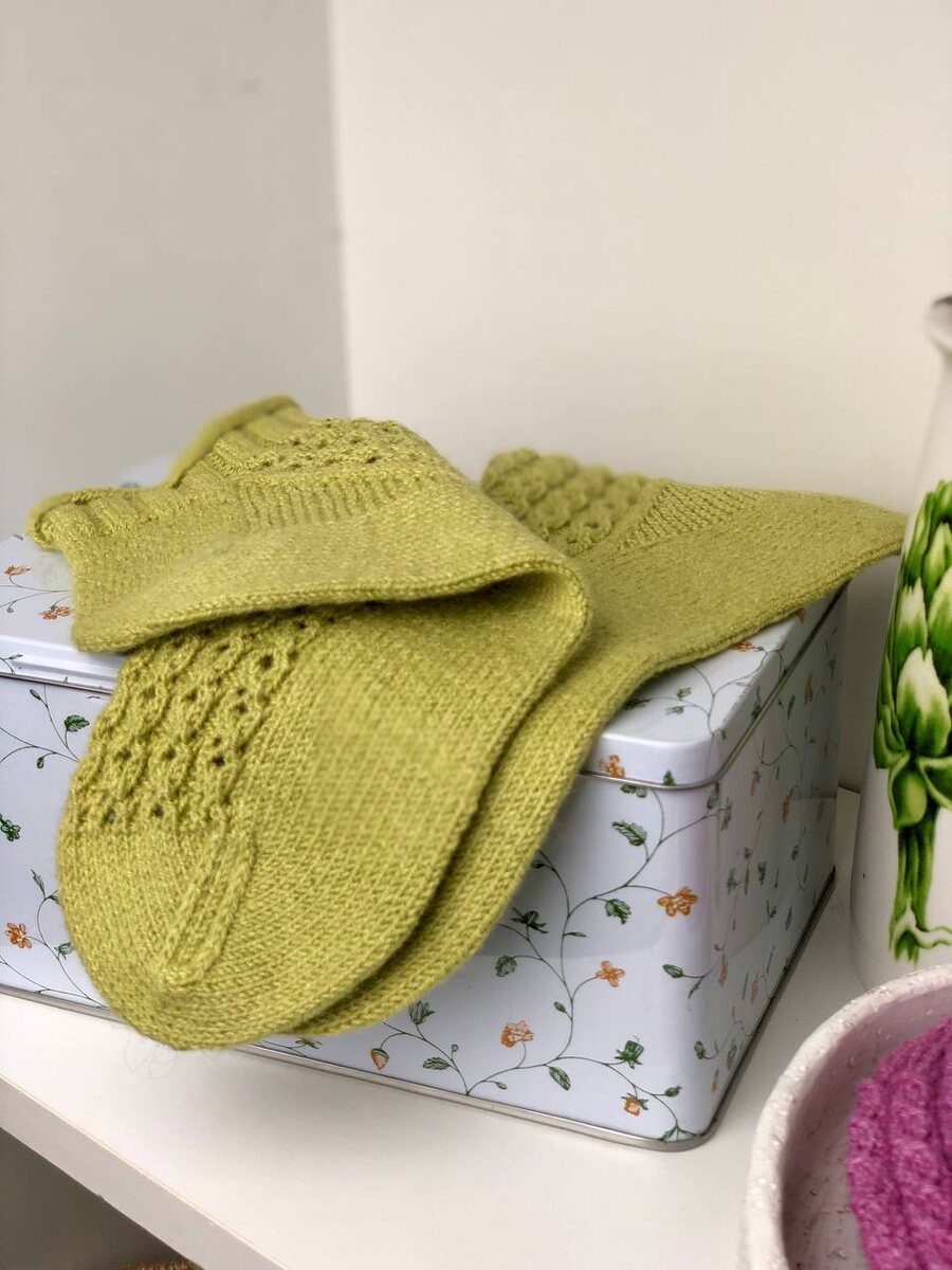 Носки ФИСТАШКА. Вяжем в закрытом Телеграмм канале. Ссылка в конце статьи 