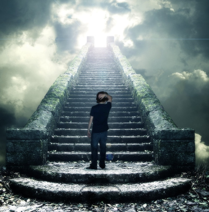 Страхи, сомнения и препятствия на пути к цели не всегда являются признаками ошибочности выбранного направления,  порой они бывают теми самыми маячками, которые помогают нам отыскать именно СВОЙ "форватер".