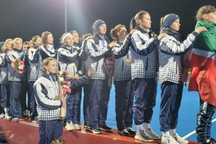 На золотом пьедестале. Фото: представлено пресс-службой ОГО ФСО «Динамо РТ»