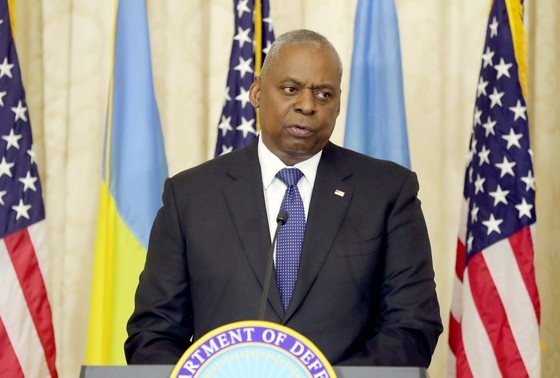    Ллойд Остин