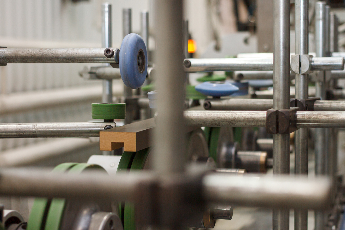 Производственная линия по укутке реек. Используем испанские станки и технологию PUR для максимальной надежности