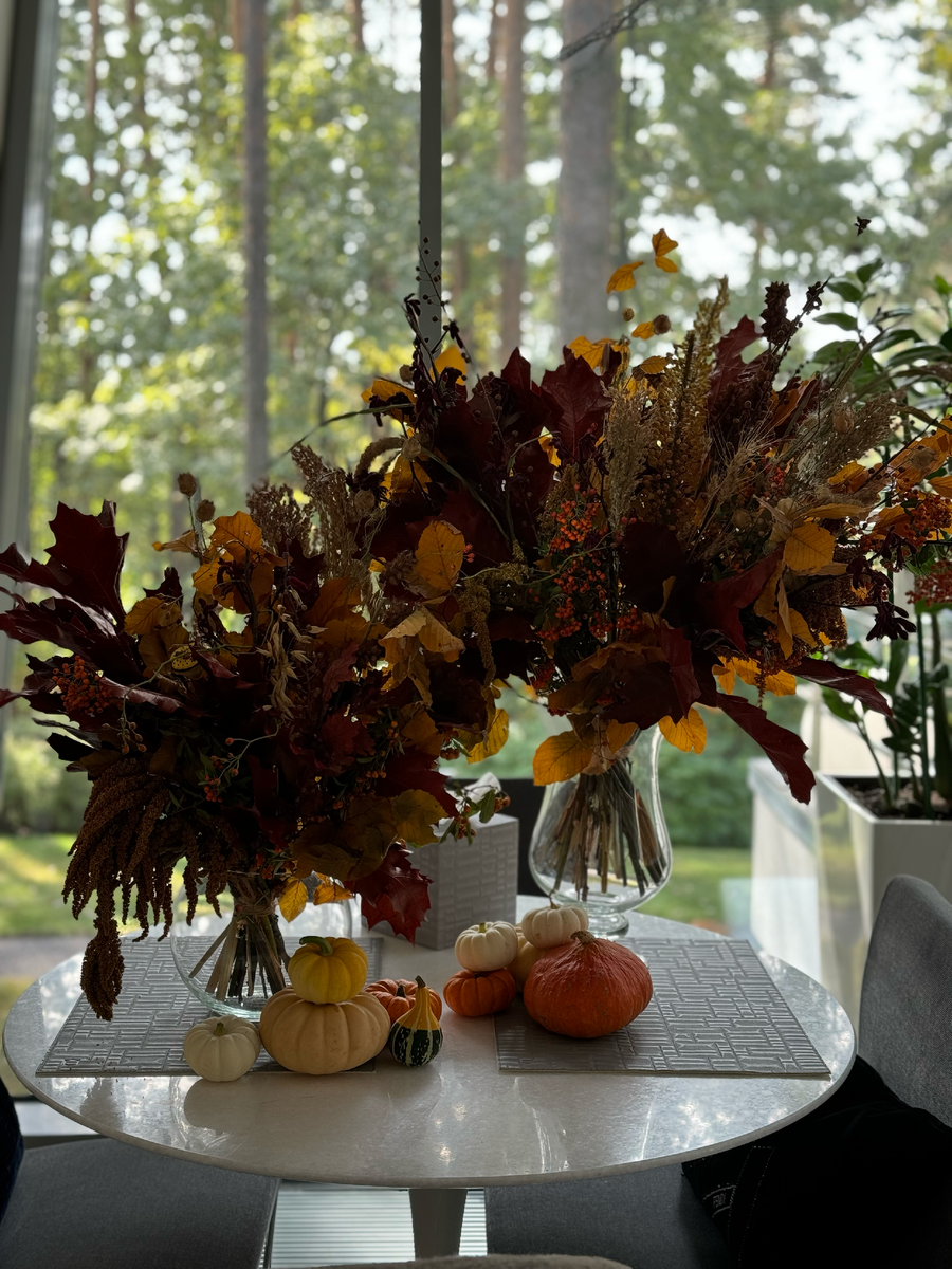 Выполнено декораторами Me Decor	