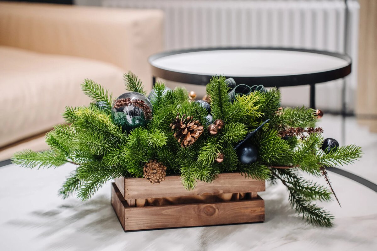 Выполнено декораторами Me Decor	