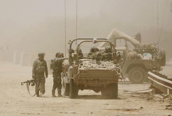    Израильские войска