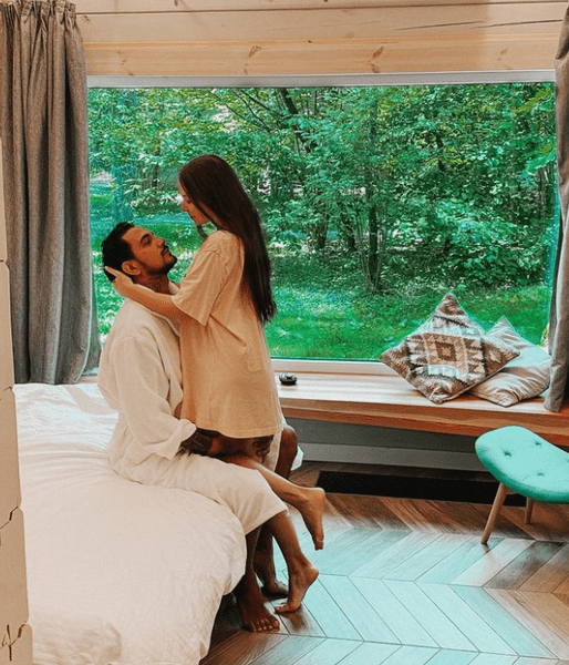 Анастасия приняла решение уйти от артиста