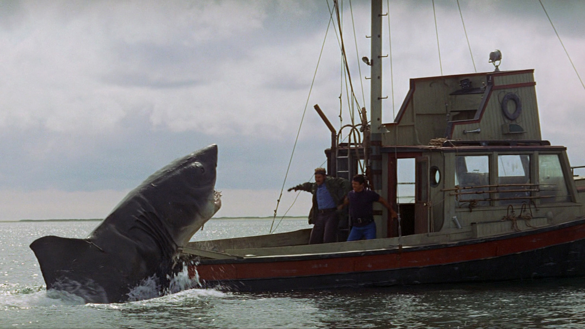 "Тебе нужна лодка побольше" 