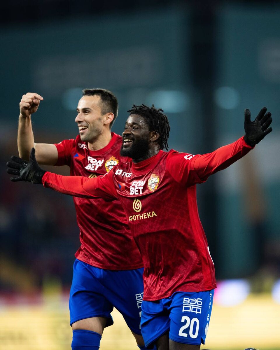 Дебютный гол Секу