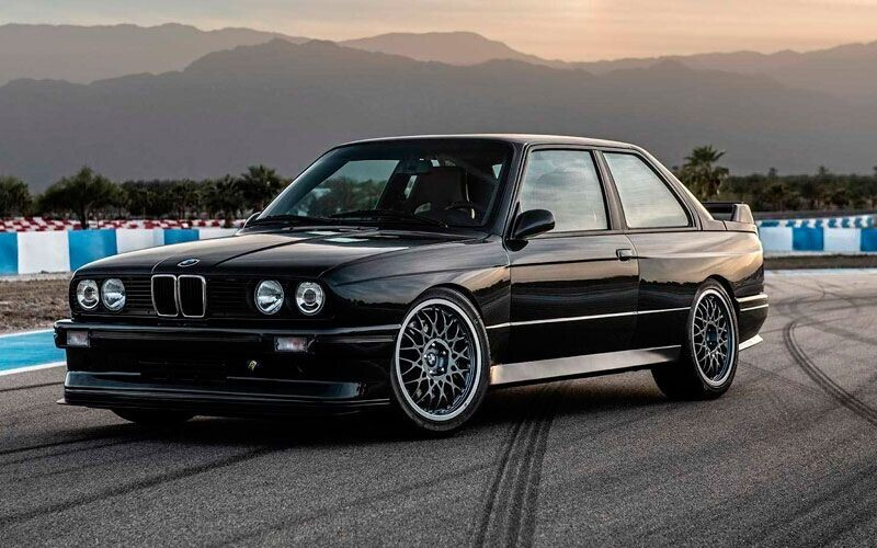 BMW M3 E30. Источник: Яндекс Картинки 