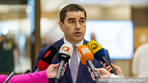     Фото: MARTIN DIVISEK/EPA/ТАСС   
 Текст: Дмитрий Александров ,   
Тбилиси