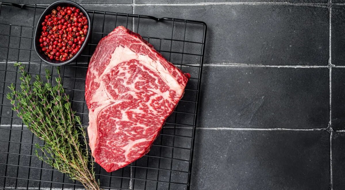   Стейк Рибай (Shutterstock/FOTODOM)