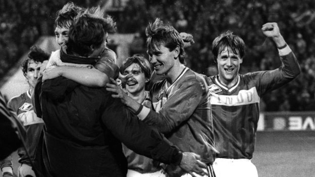    Радость игроков «Спартака» в матче с киевским «Динамо» в 1989 году.Александр Федоров