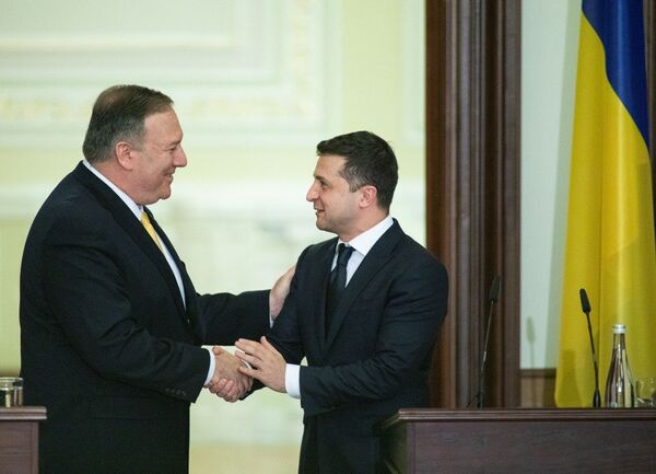 © president.gov.ua Перейти в фотобанк
Зеленский и Помпео