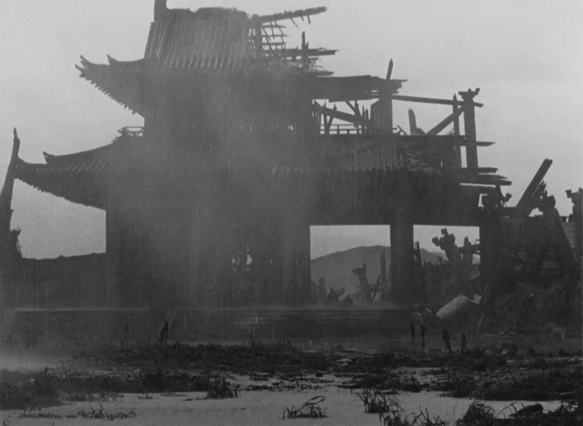 Кадры из фильма "Расёмон" 1950 года