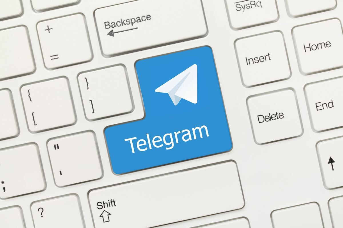У Telegram есть опции, с помощью которых удается дополнительно привлечь внимание к каналу. Источник: Shutterstock📷
