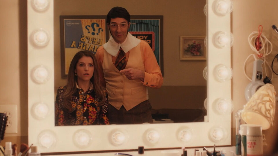    Анна Кендрик и Тони Хейл