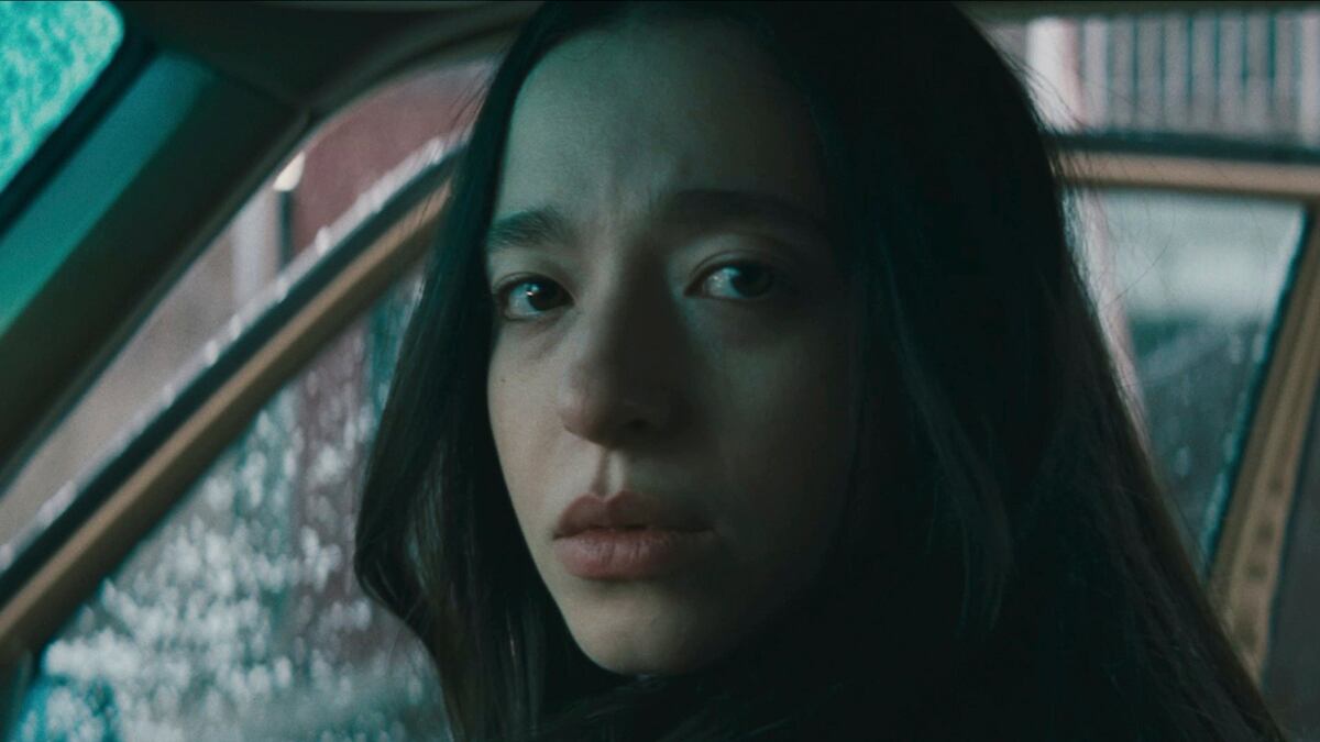 Анора (Эни) Михеева в исполнении Майки Мэдисон