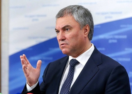    Володин призвал экстрадировать Чубайса в Россию за разграбление энергетики страны