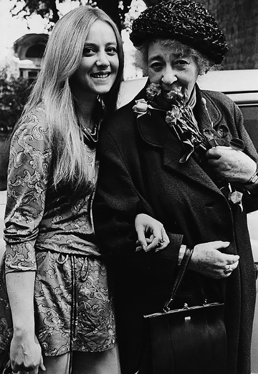 24 редких снимка потрясающей Маргариты Тереховой 