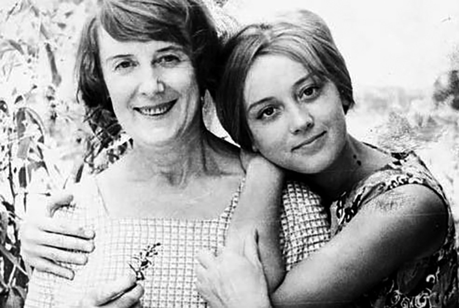 24 редких снимка потрясающей Маргариты Тереховой 