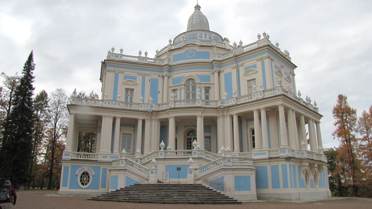 Павильон Катальной горки в парке “Ораниенбаум”