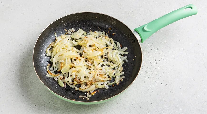   Свинина в горшочках с картошкой (gastronom.ru)