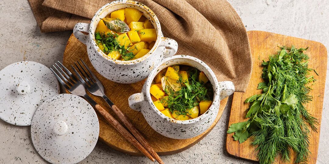 Свинина в горшочках с картошкой, пошаговый рецепт с фото от автора Rita Pirko на 678 ккал