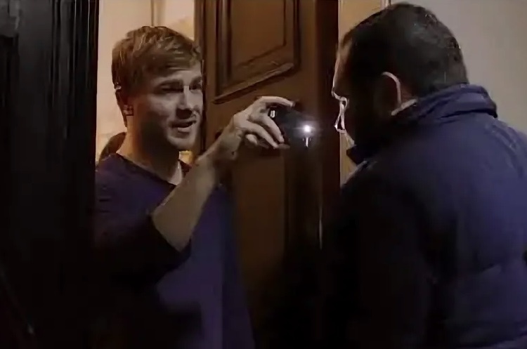 Триллер, драма. Германия. В главных ролях: Райнер Бок, Альбрехт Шух, Торстен Мертен, Уве Пройсс.