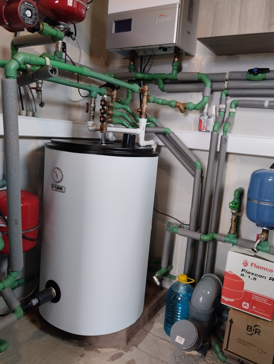 бойлер косвенного нагрева и электрокотел ранее установленные в системе 