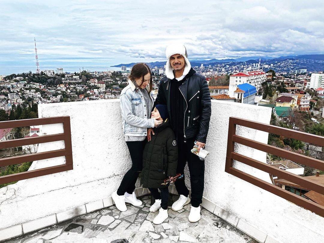 Натан с женой. Фото: соцсети