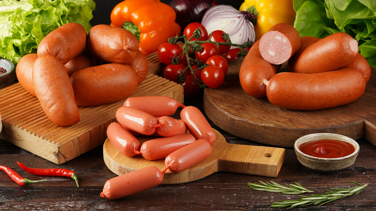 Колбасные изделия ТМ «ЕРМОЛИНО»