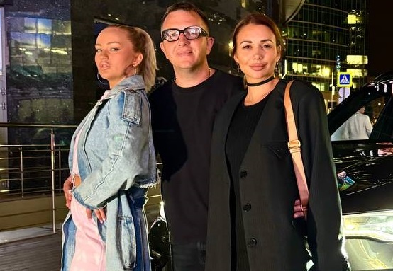 Элина Рахимова, Илья Яббаров и Лена Тепловодская (фото из Telegram)