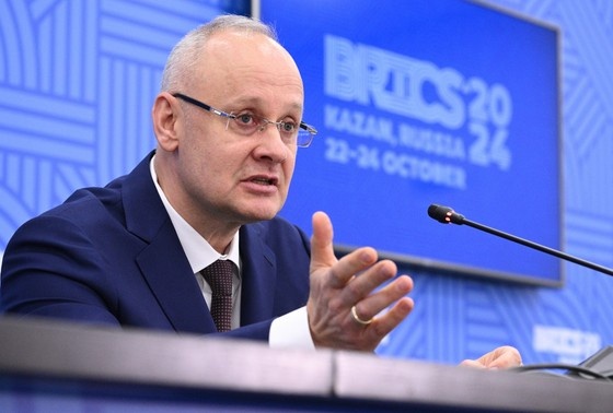    Антон Кобяков