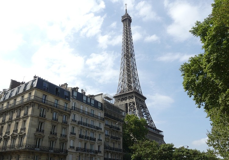 Париж - столица Франции.